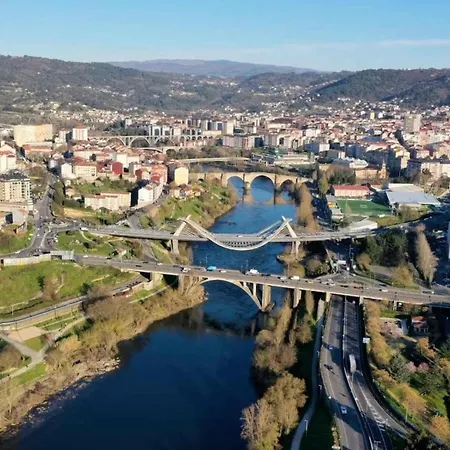 Lar Do Pilis Ourense